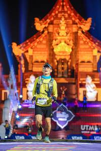 BIB: 9567, 
                            <button type="button" onclick="openModal(22348473)" class="btn btn-primary btn-sm float-right btn-popup" data-toggle="modal" data-target=".modal-high-quality">
                        <i class="fas fa-shopping-cart"></i> Add to Cart
                    </button>
                                            <button type="button" onclick="isThisMe(22348473, true)" class="btn btn-success btn-sm float-right btn-popup btn-isme hidden" data-toggle="tooltip" data-placement="bottom" title="นี่คือรูปของคุณใช่ไหม คลิกที่นี่เพื่อเอาเข้าอัลบั้ม">
                        <i class="fas fa-plus"></i> Add to album
                    </button>
                    <button type="button" onclick="isThisMe(22348473, false)" class="btn btn-warning btn-sm float-right btn-popup btn-isnotme hidden">
                        <i class="fas fa-ban"></i> Remove from album
                    </button>